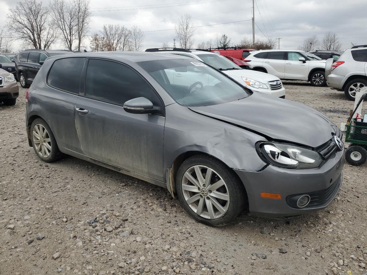 2011 VOLKSWAGEN GOLF