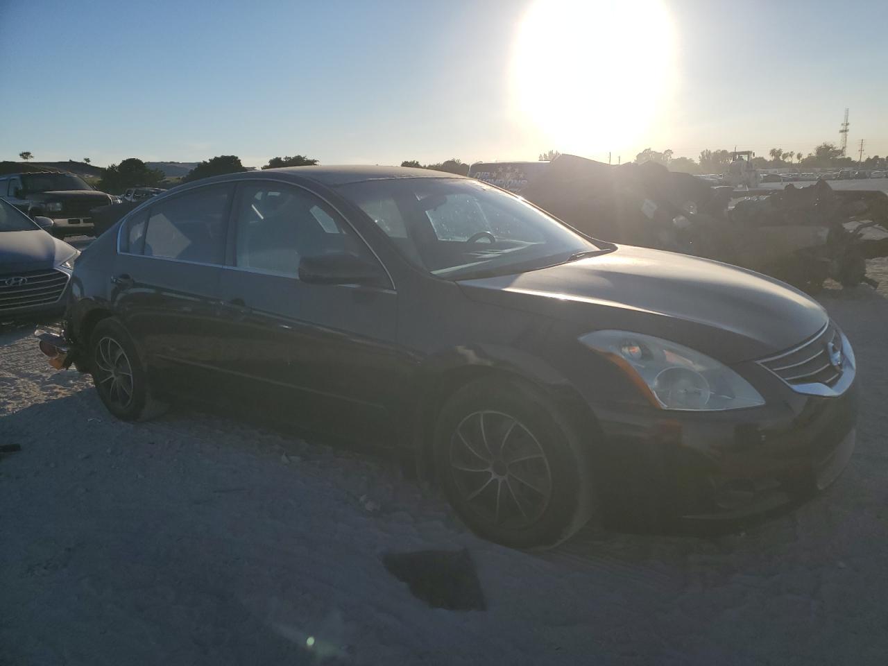 2010 NISSAN ALTIMA