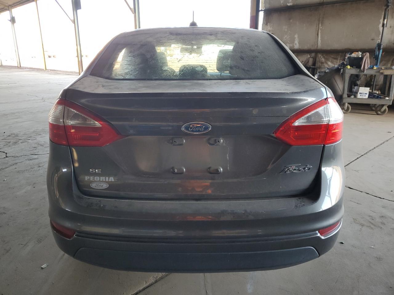 2016 FORD Fiesta