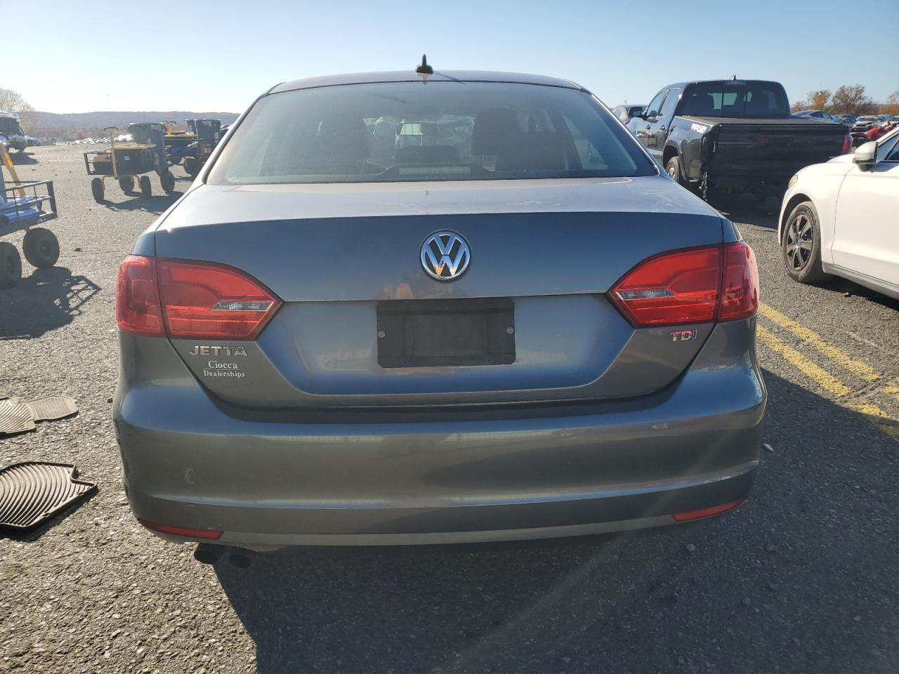 2013 VOLKSWAGEN JETTA