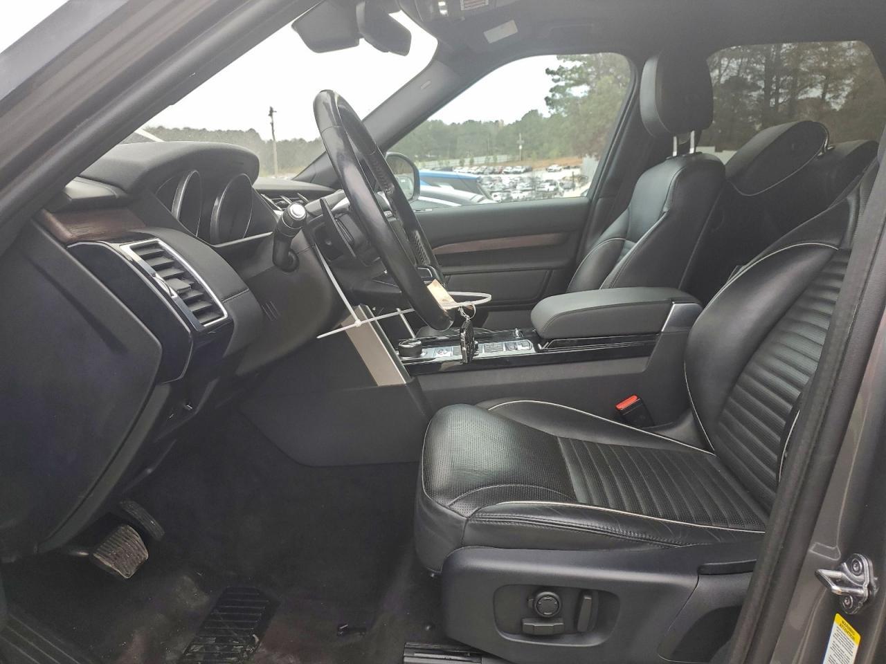 2017 LAND ROVER Discovery