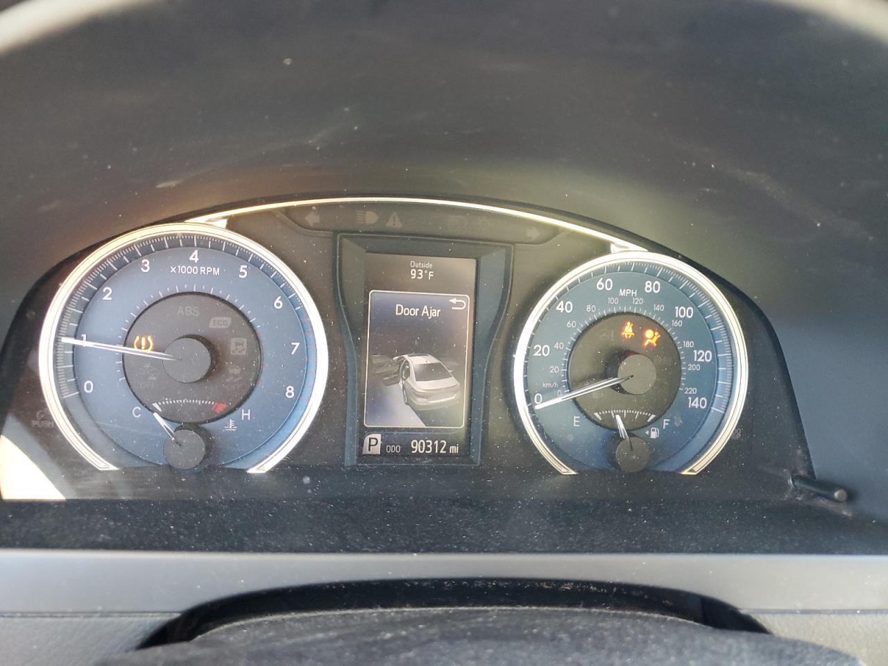 2016 TOYOTA CAMRY