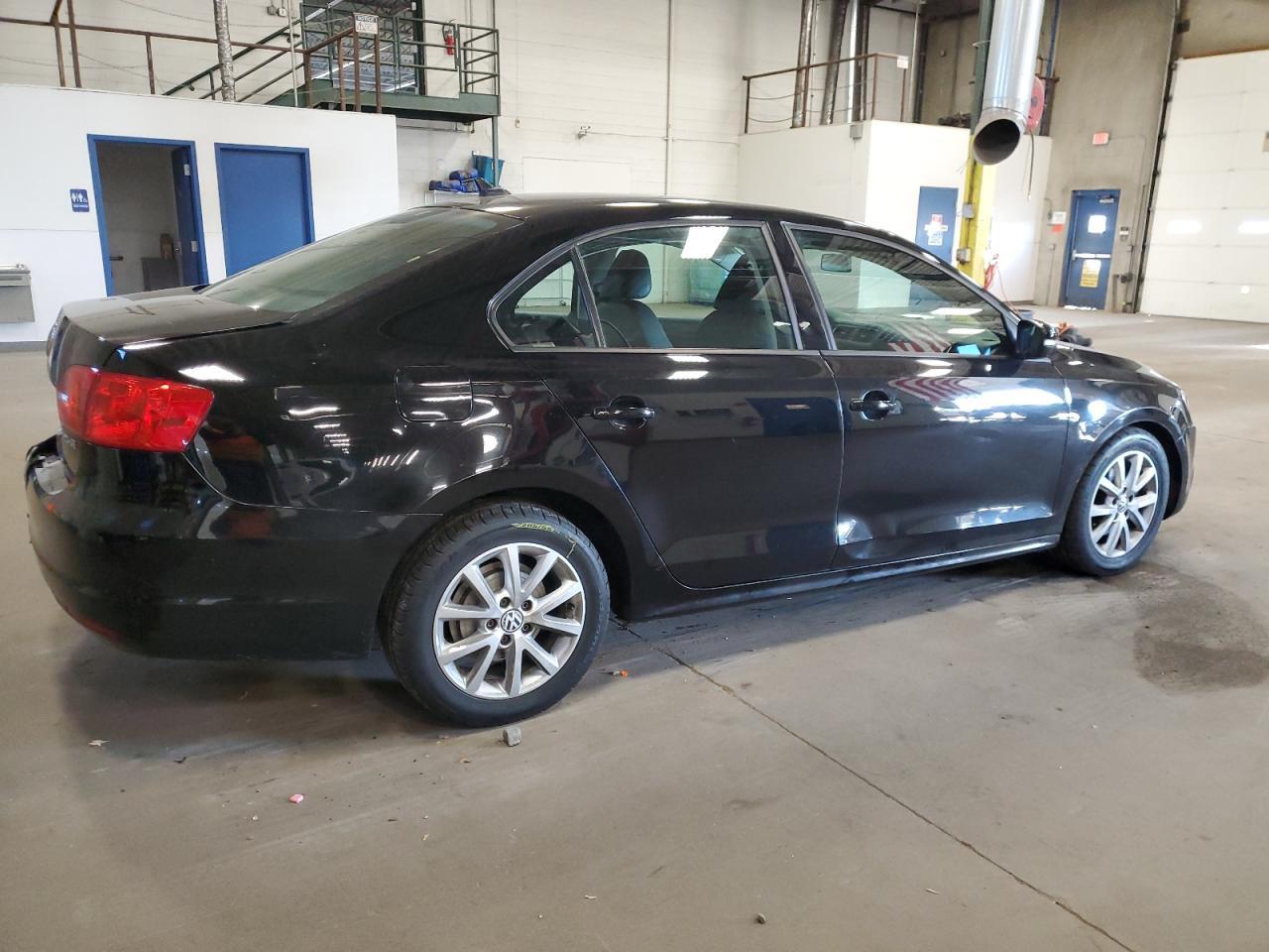 2011 VOLKSWAGEN JETTA