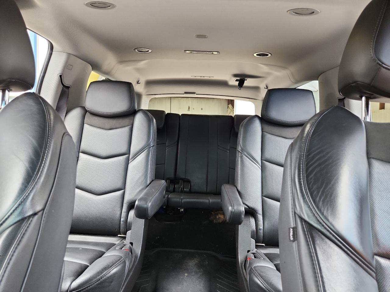2019 CADILLAC Escalade ESV