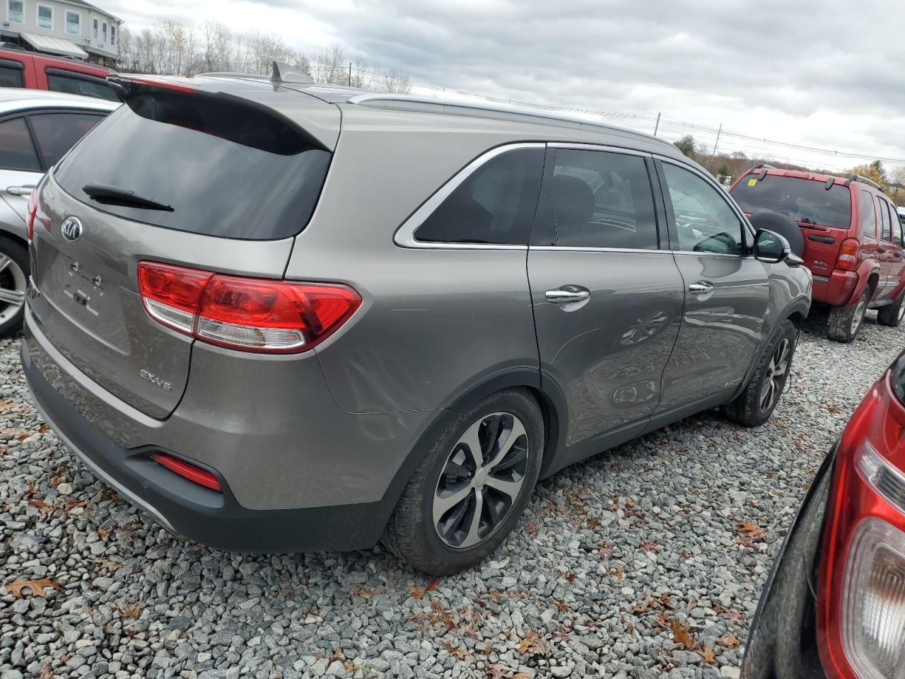 2018 KIA SORENTO