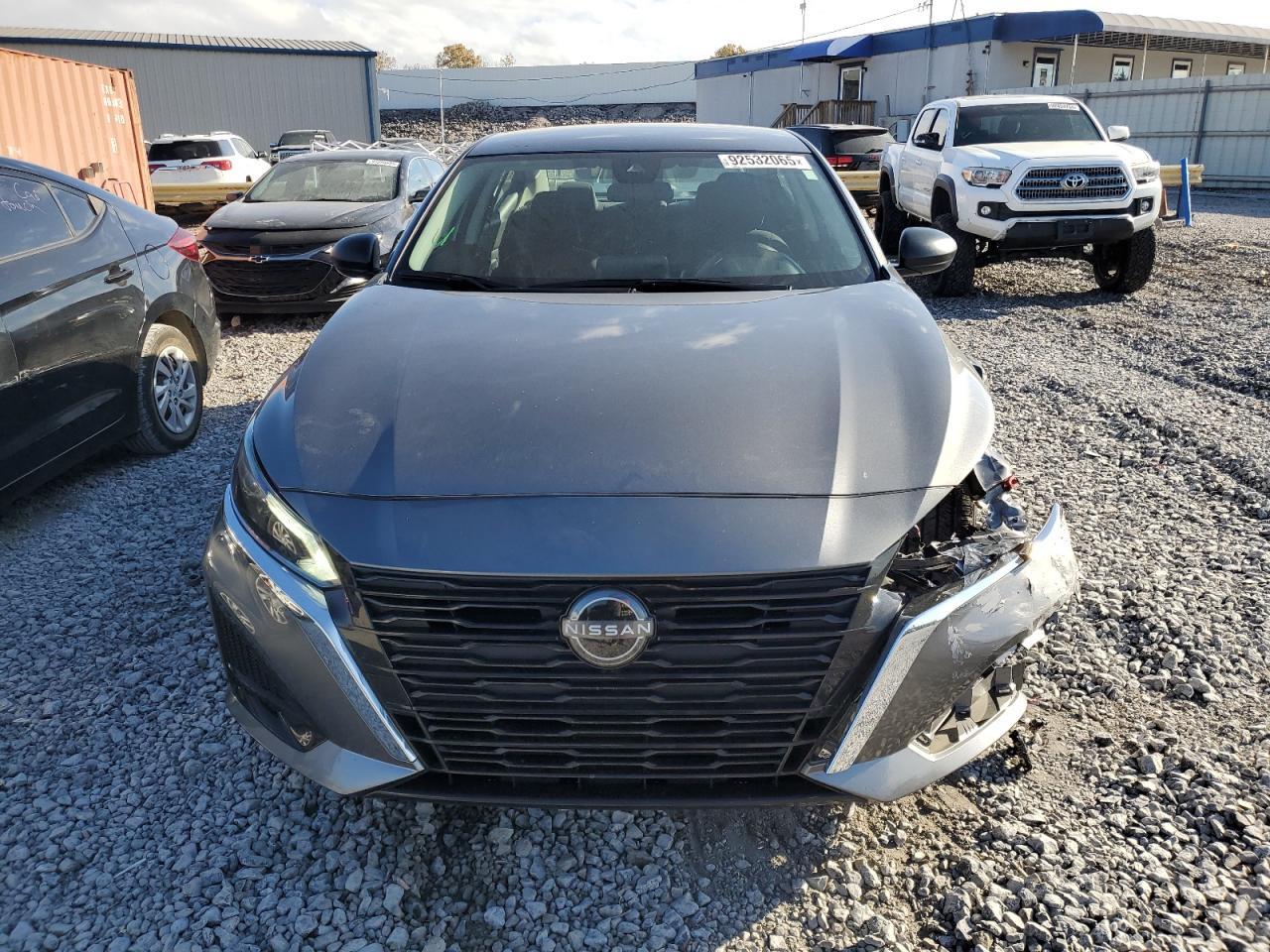 2024 NISSAN ALTIMA