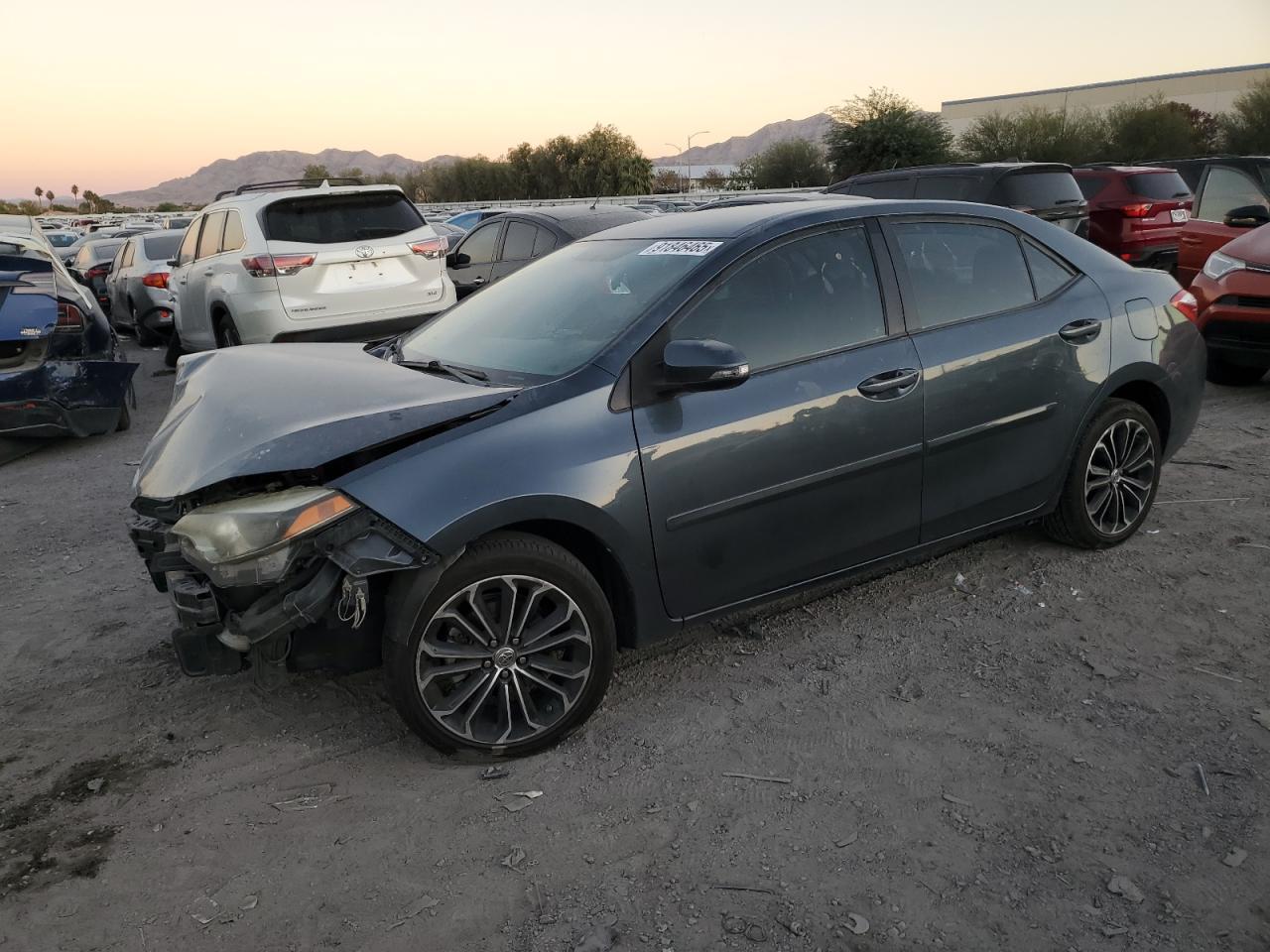 2016 TOYOTA COROLLA