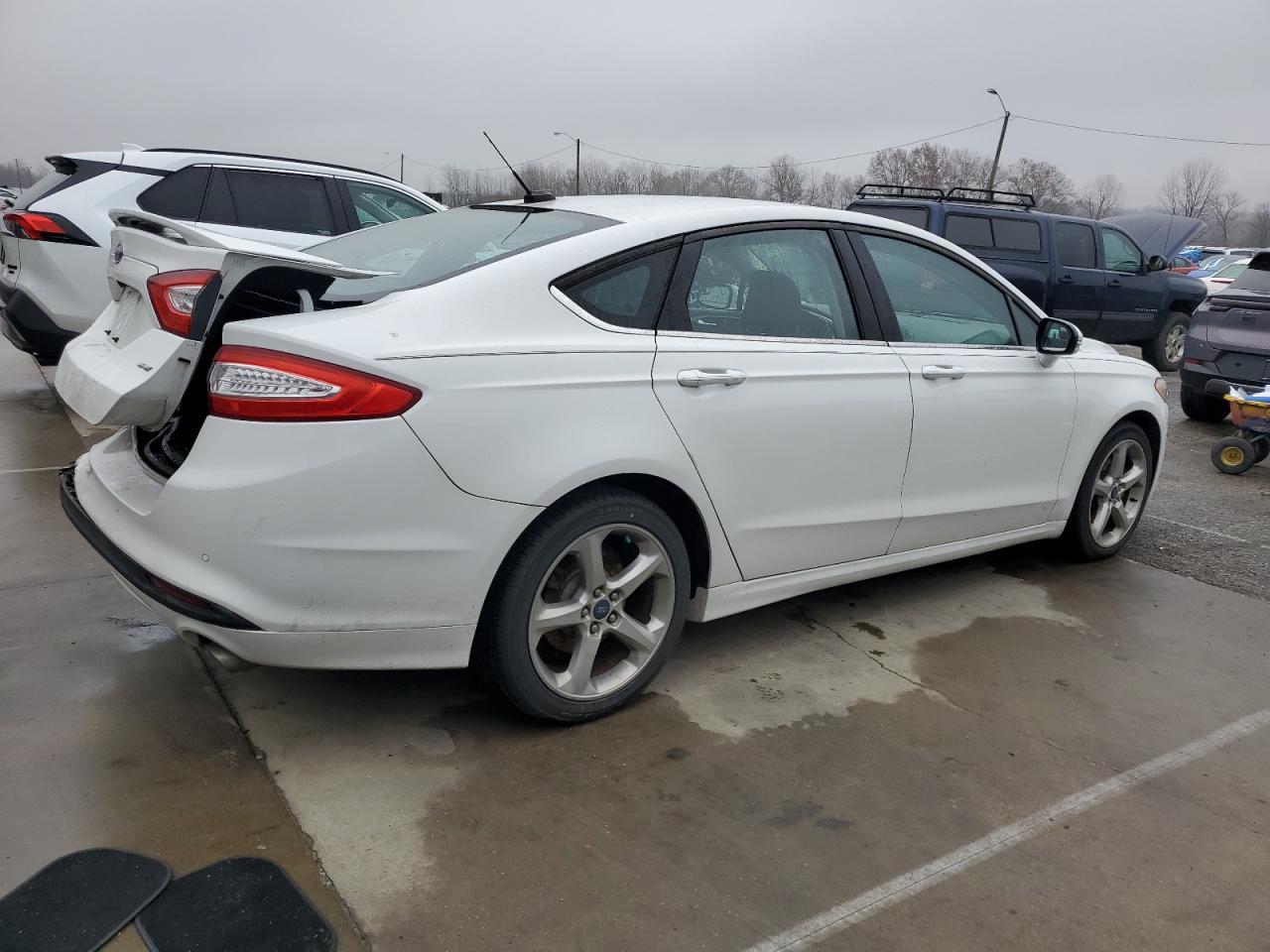 2016 FORD FUSION