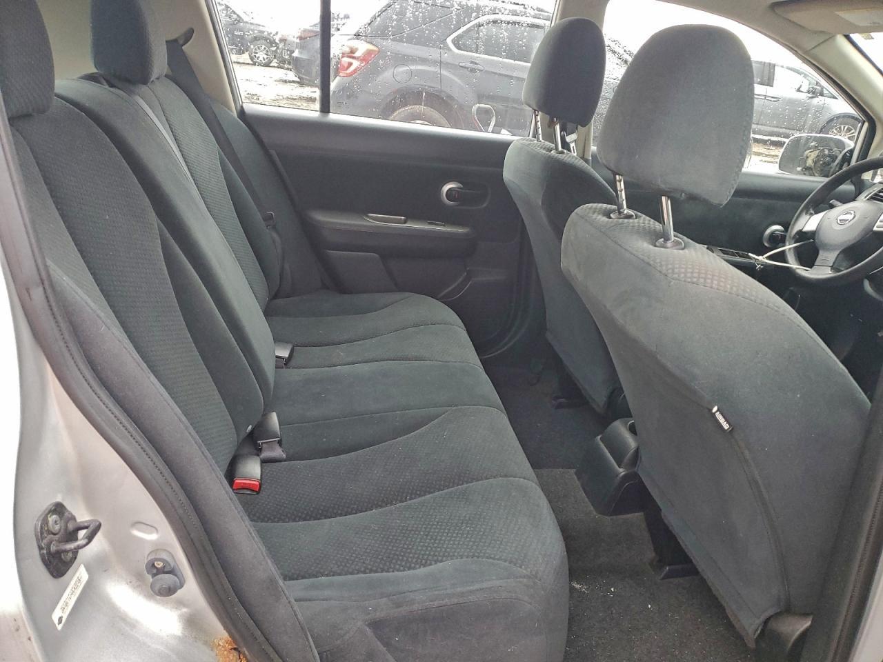 2012 NISSAN VERSA