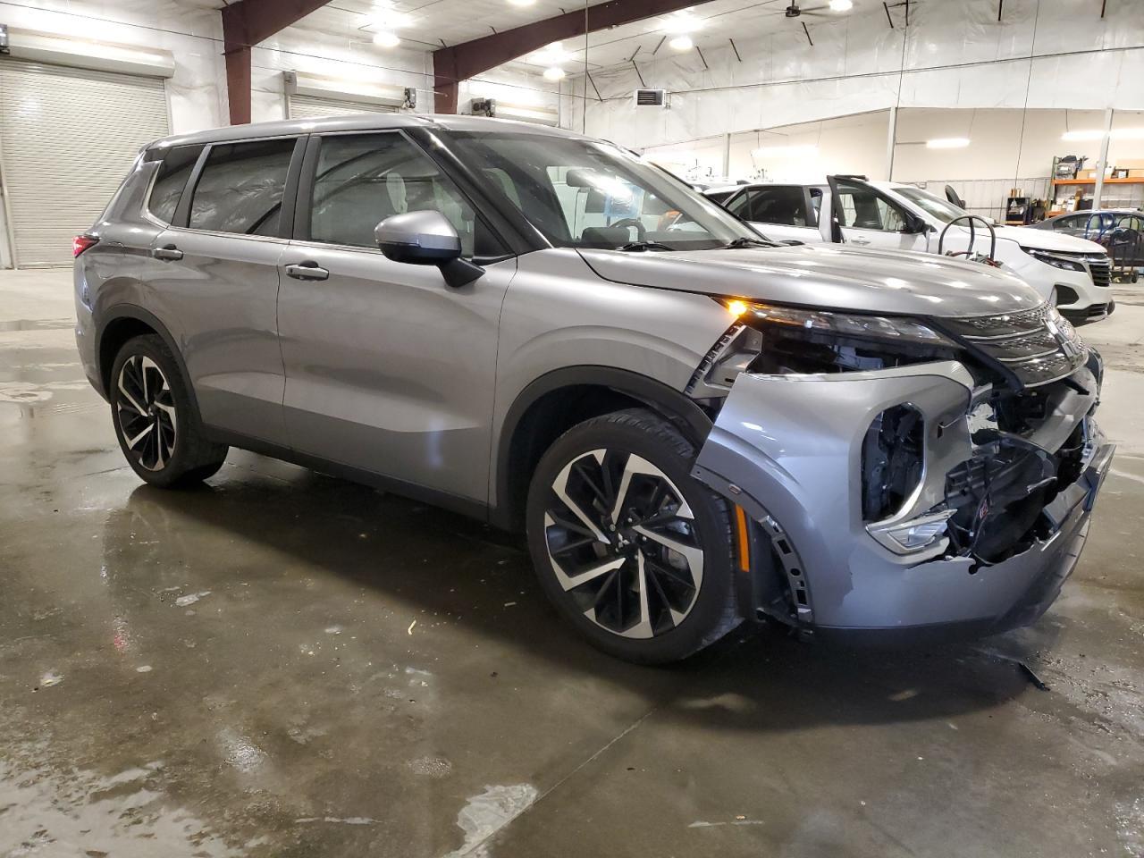 2022 MITSUBISHI outlander