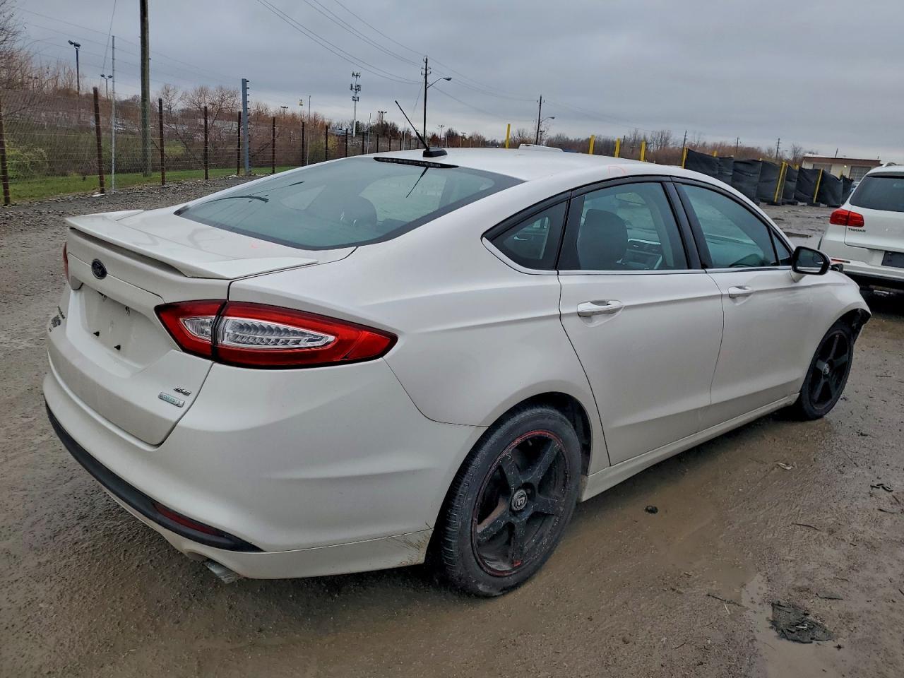 2016 FORD FUSION