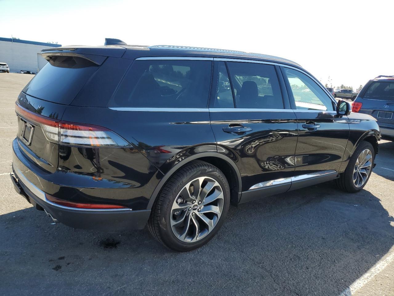 2025 LINCOLN Aviator