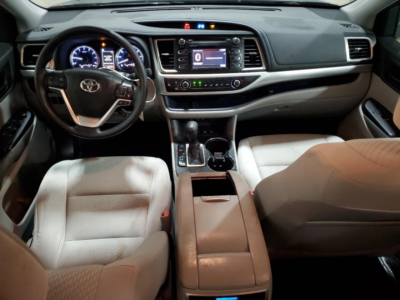 2017 TOYOTA HIGHLANDER