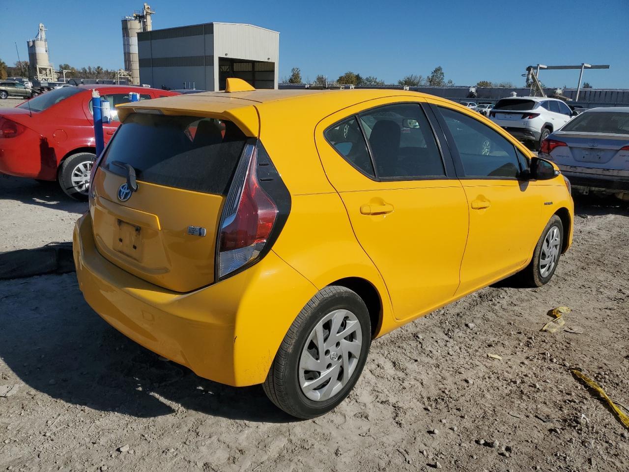 2015 TOYOTA Prius c