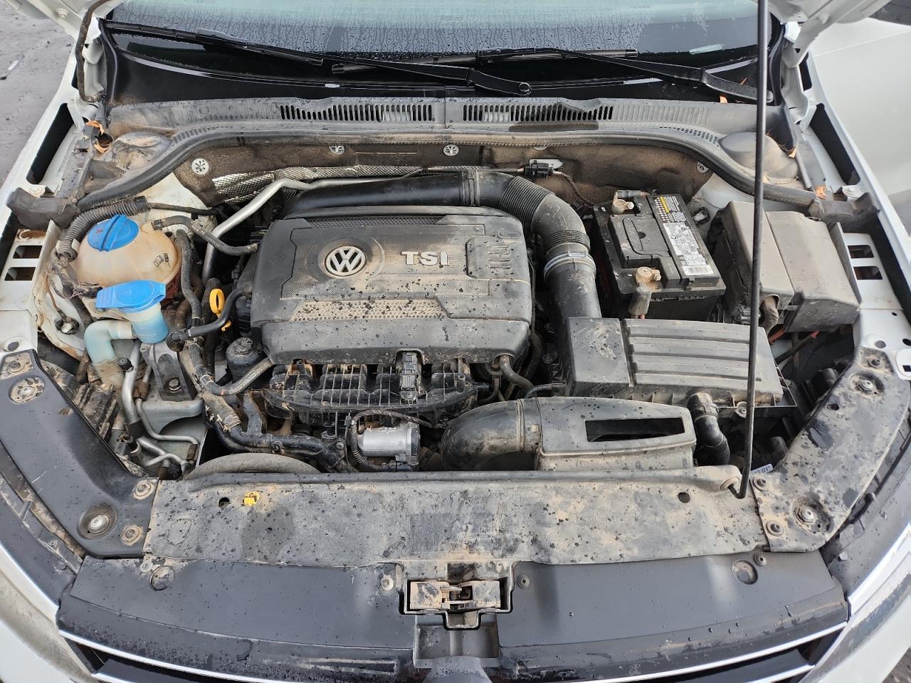 2015 VOLKSWAGEN JETTA