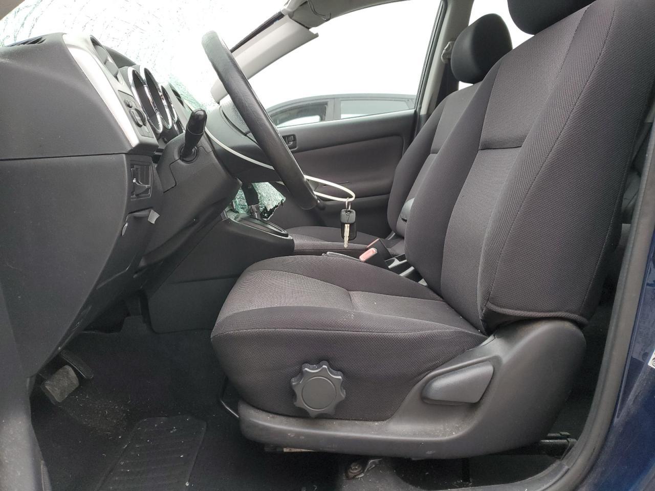 2004 PONTIAC VIBE