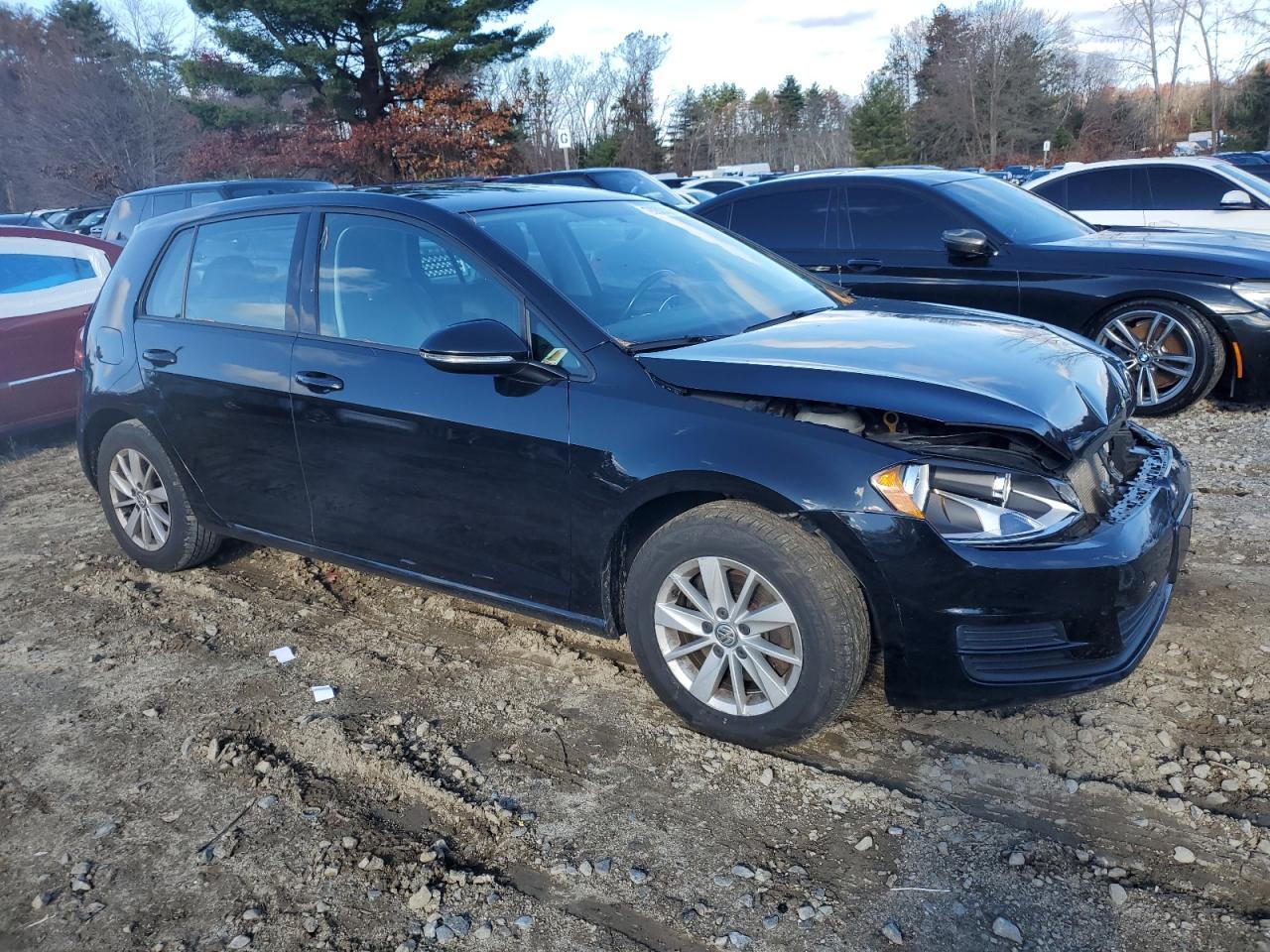 2016 VOLKSWAGEN GOLF