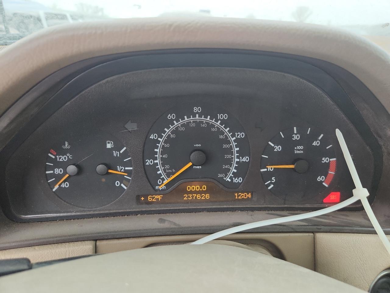 1999 MERCEDES-BENZ E-Class
