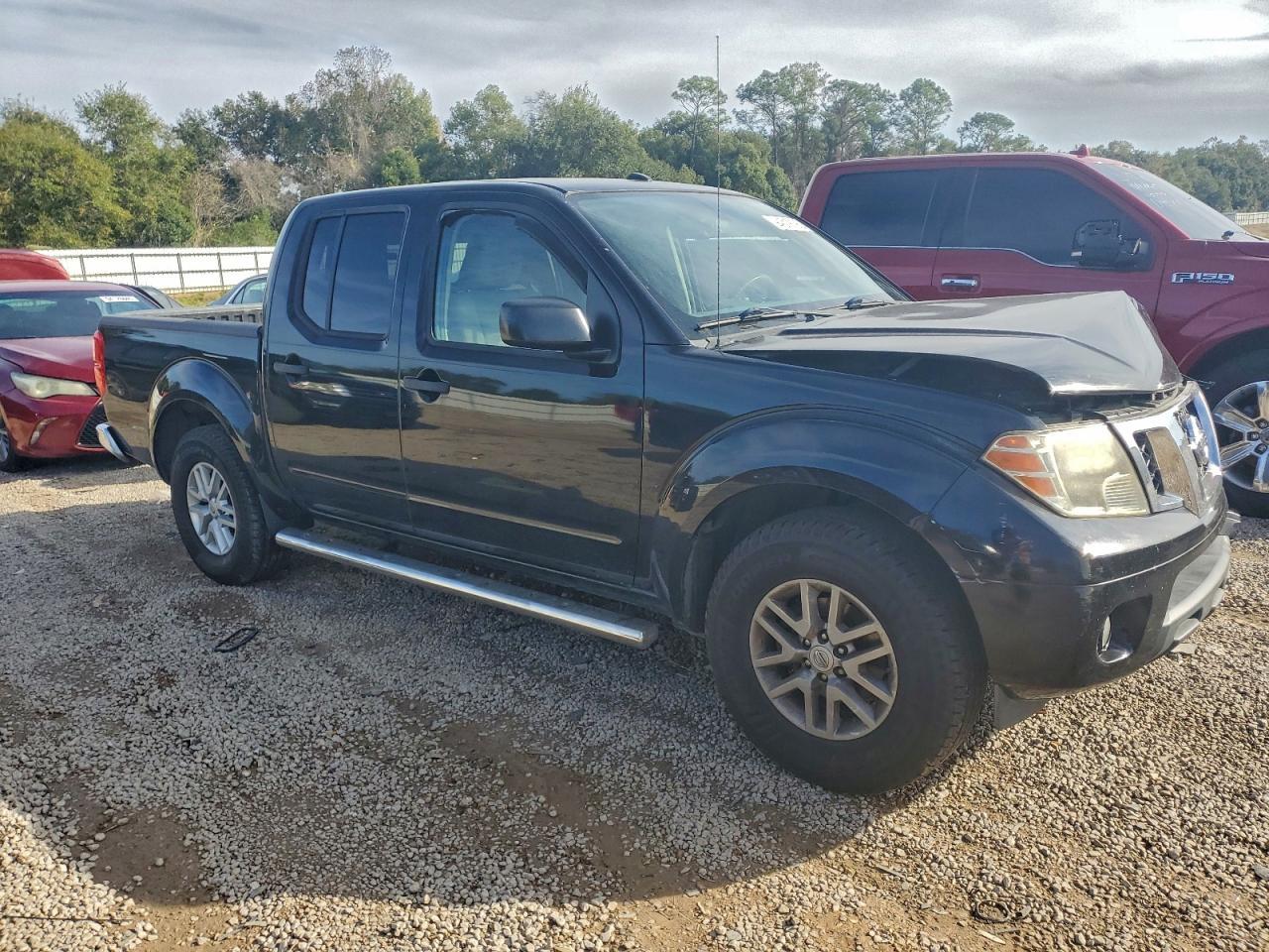 2015 NISSAN Frontier
