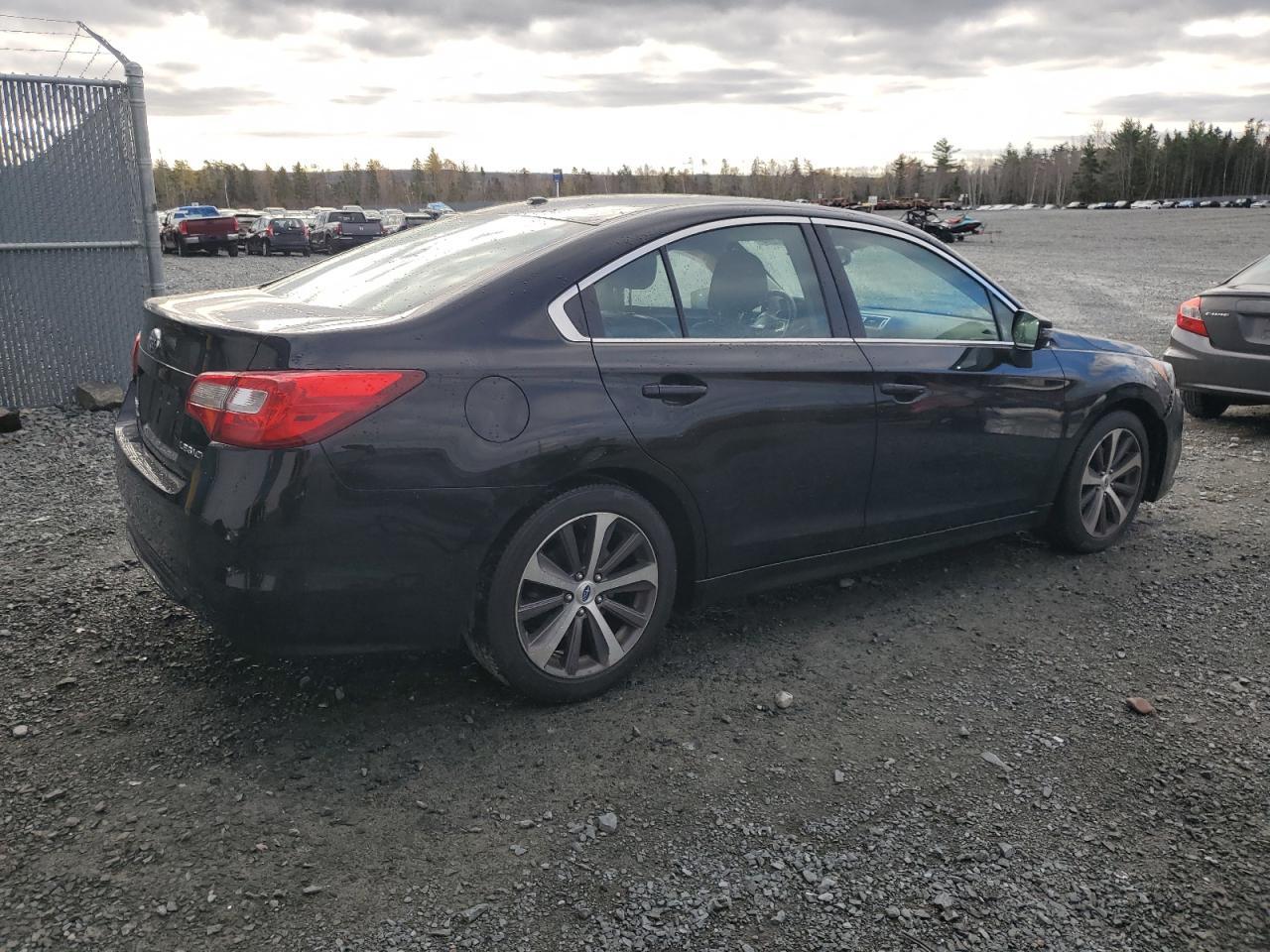2016 SUBARU Legacy