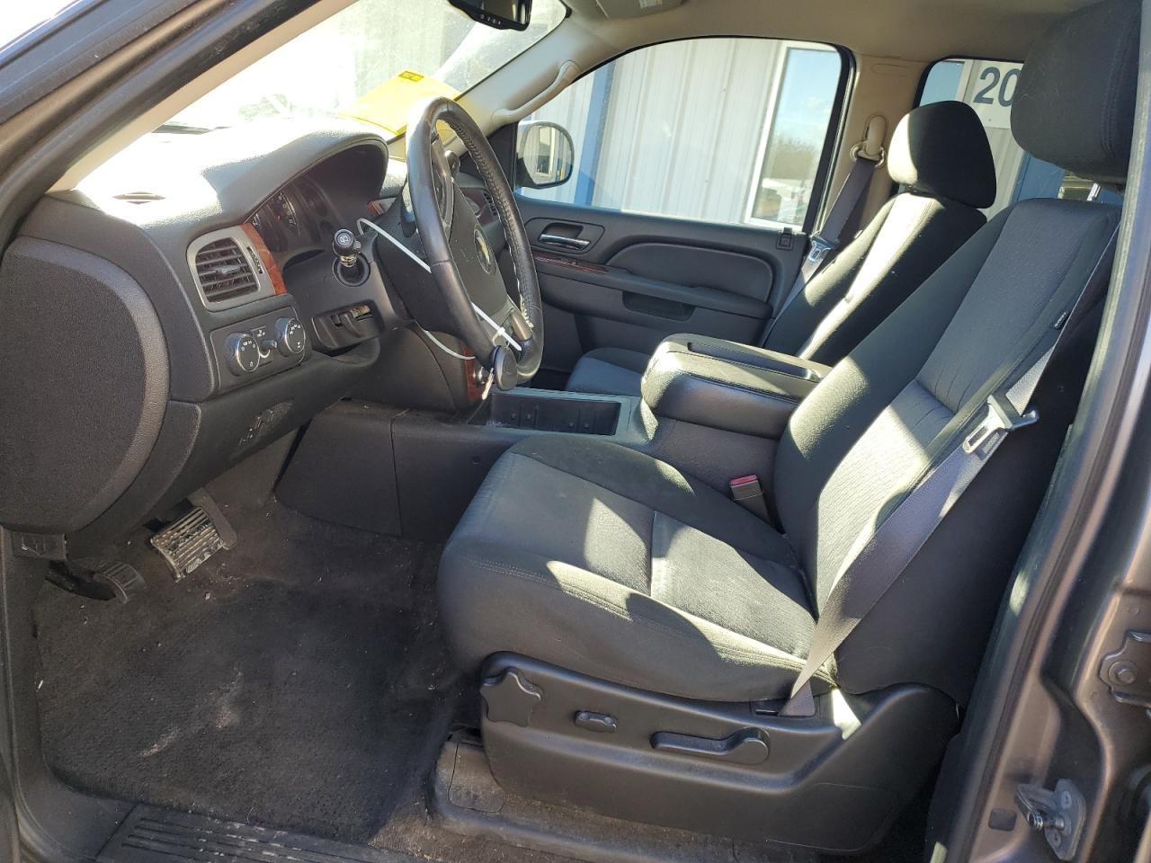 2011 CHEVROLET Tahoe