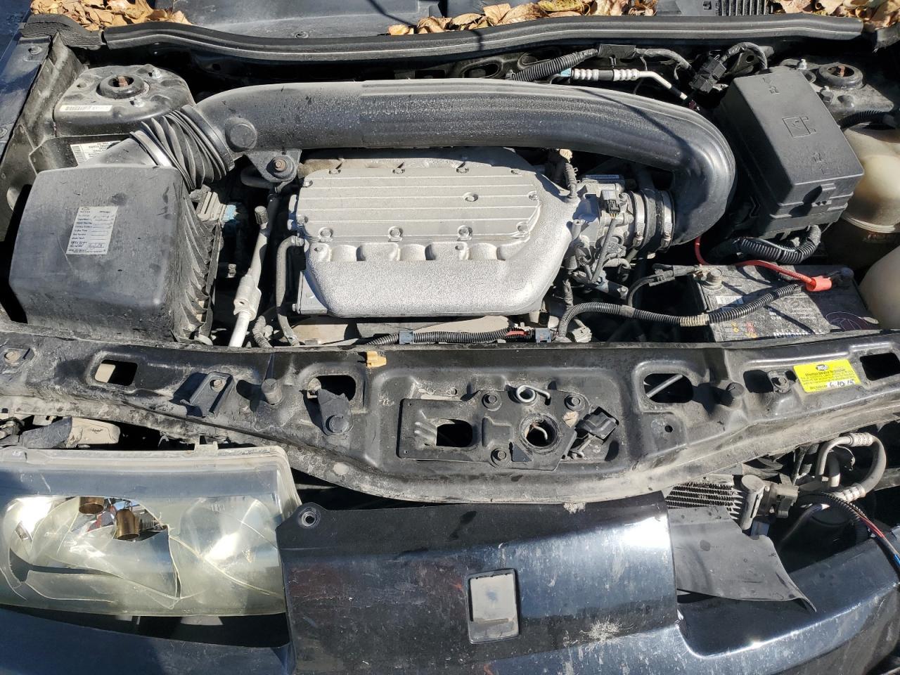 2004 SATURN Vue