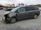 2011 TOYOTA SIENNA