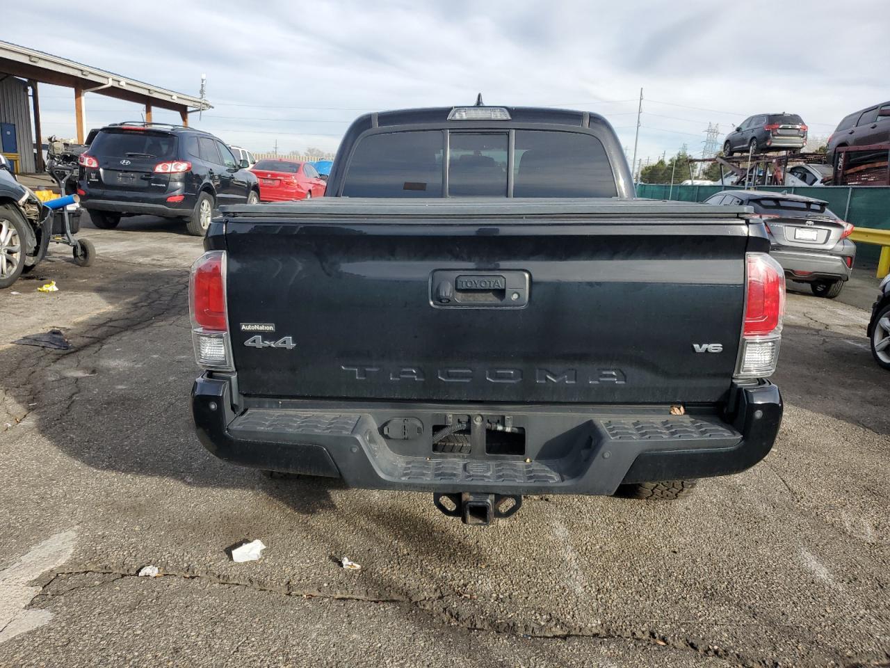 2016 TOYOTA TACOMA