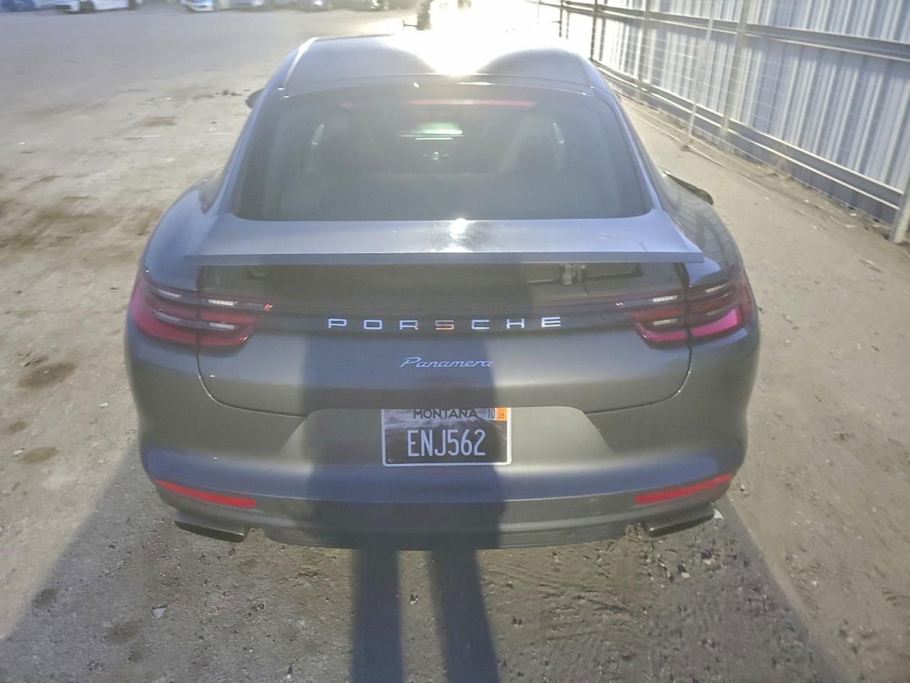2017 PORSCHE Panamera
