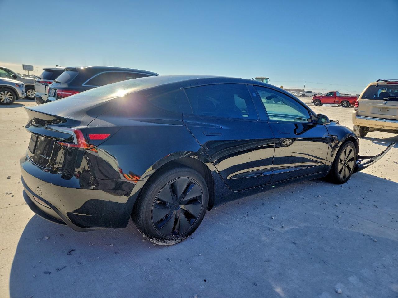 2024 TESLA MODEL 3