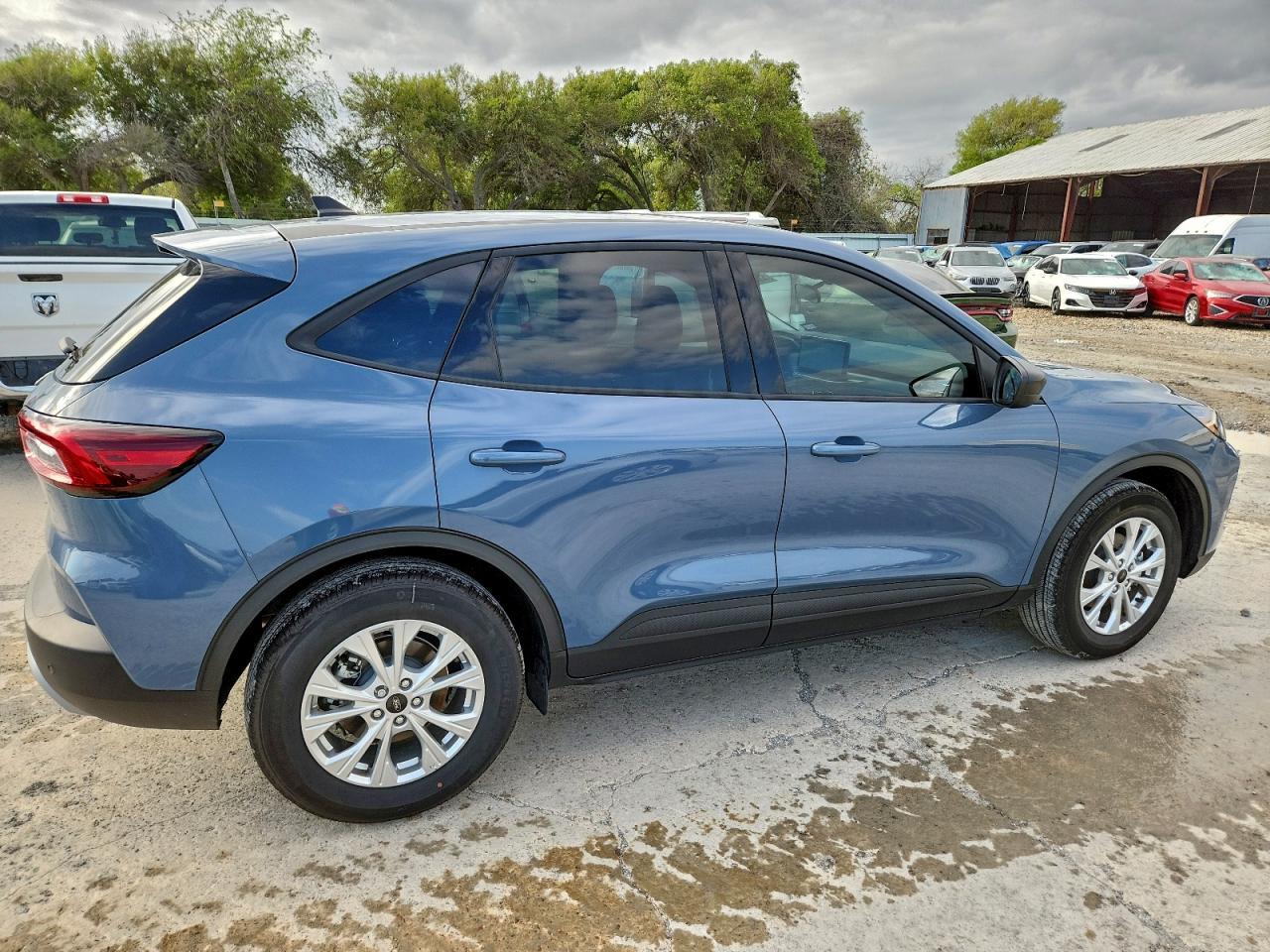 2025 FORD ESCAPE