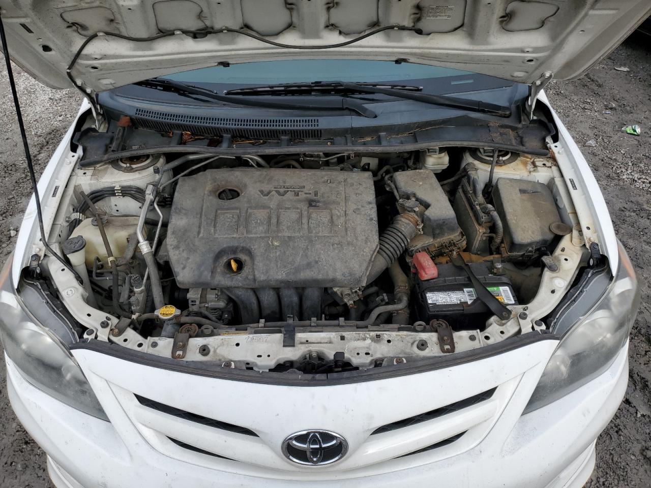 2011 TOYOTA COROLLA