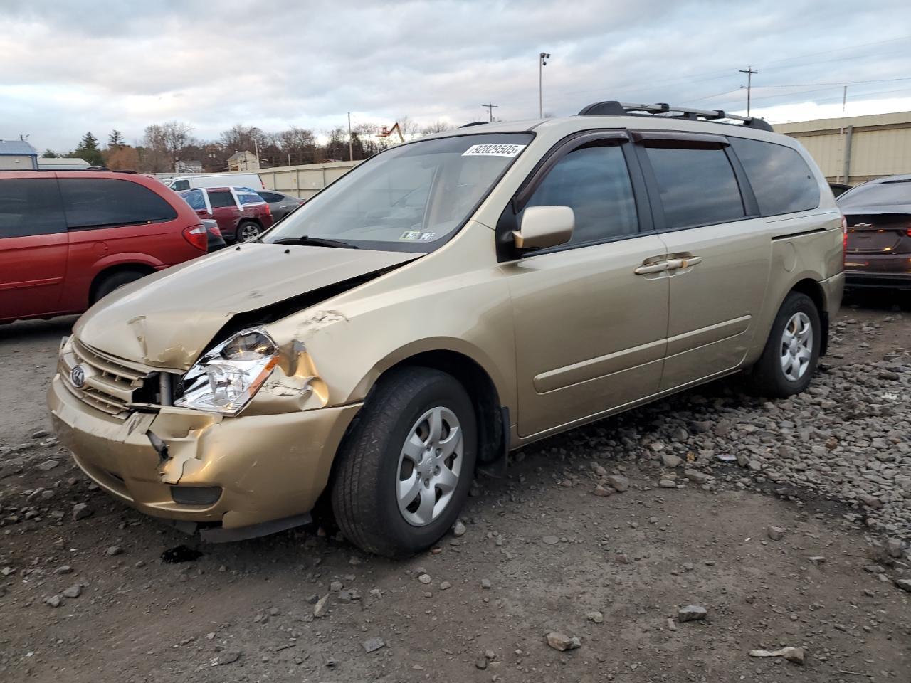 2008 KIA SEDONA