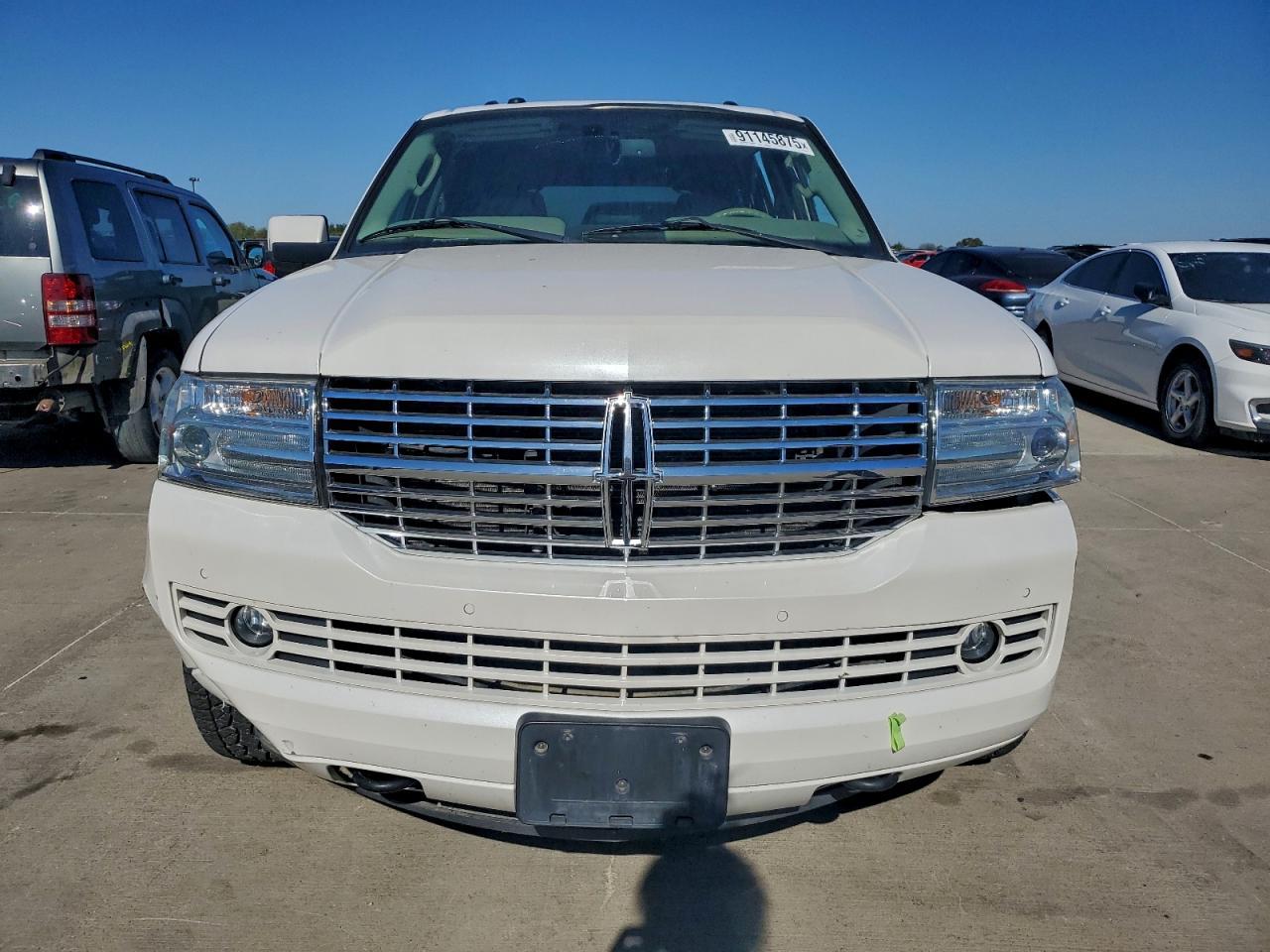 2011 LINCOLN Navigator
