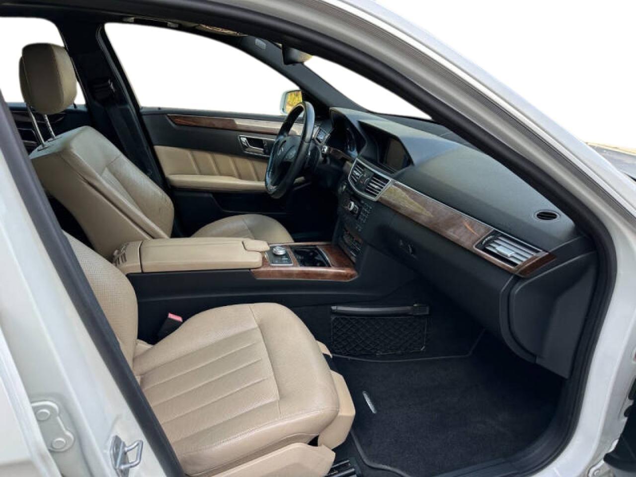 2011 MERCEDES-BENZ E-Class