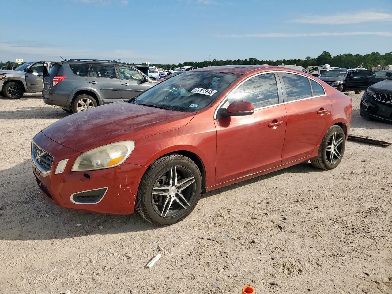 2013 VOLVO S60