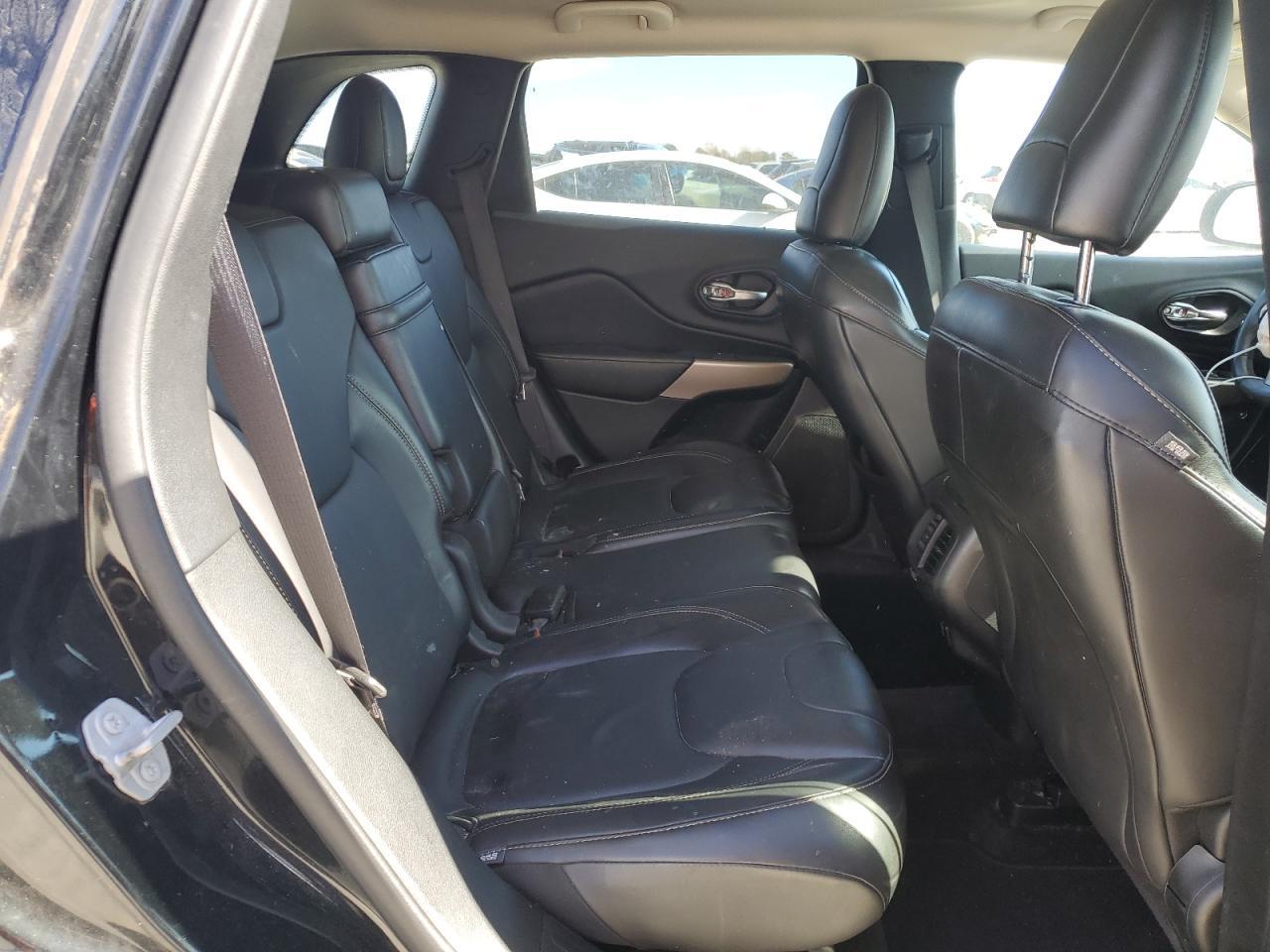 2018 JEEP CHEROKEE