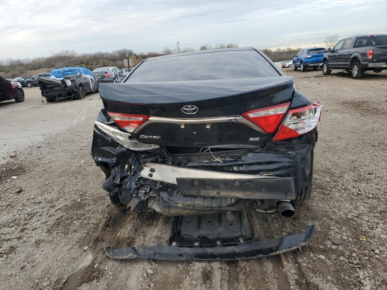 2015 TOYOTA CAMRY