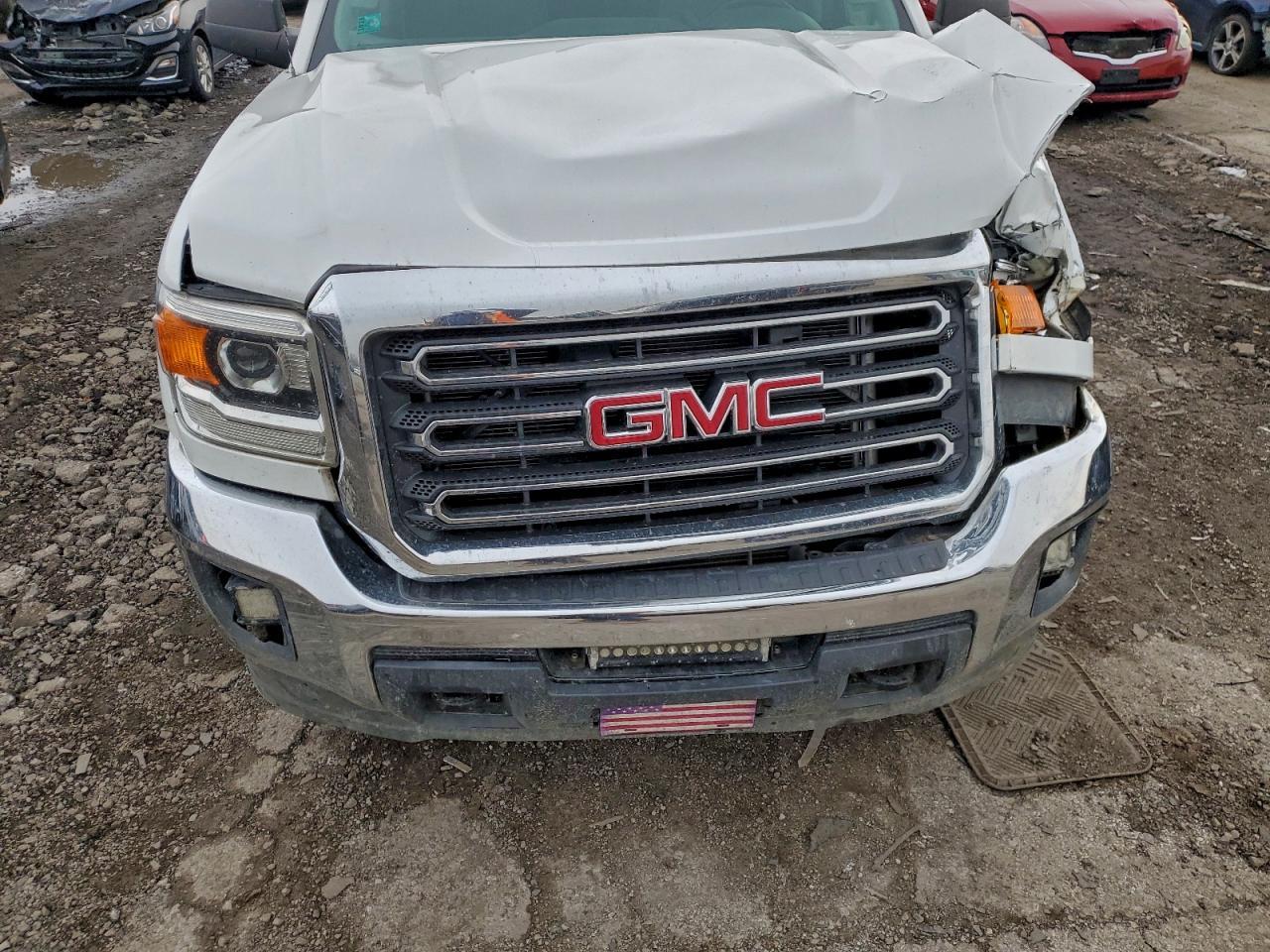 2015 GMC Sierra