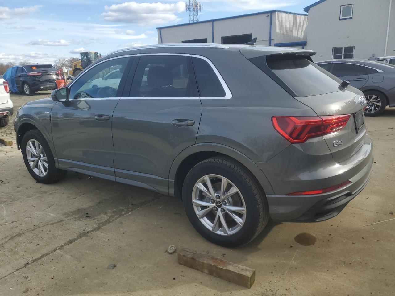 2024 AUDI Q3