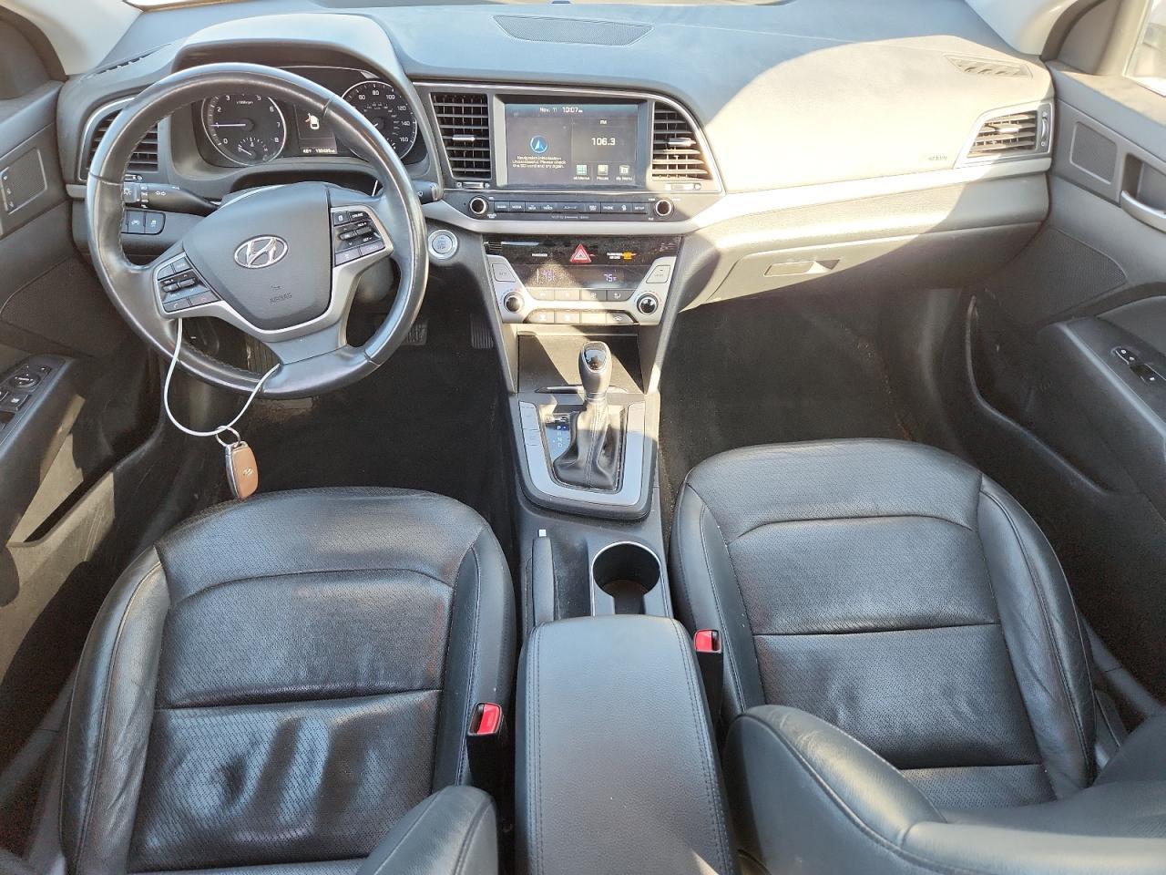 2017 HYUNDAI ELANTRA