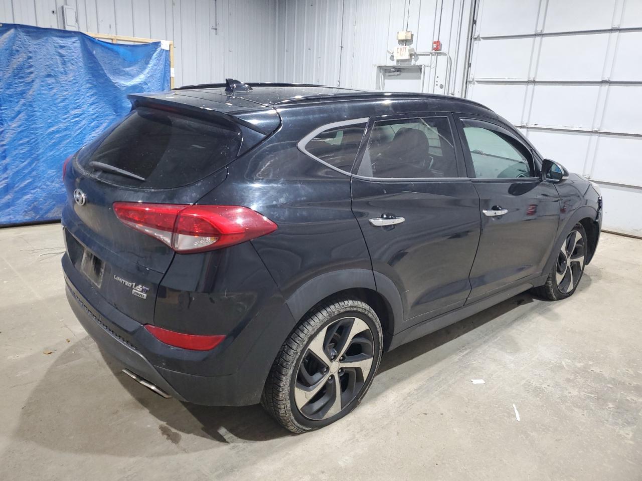 2016 HYUNDAI TUCSON