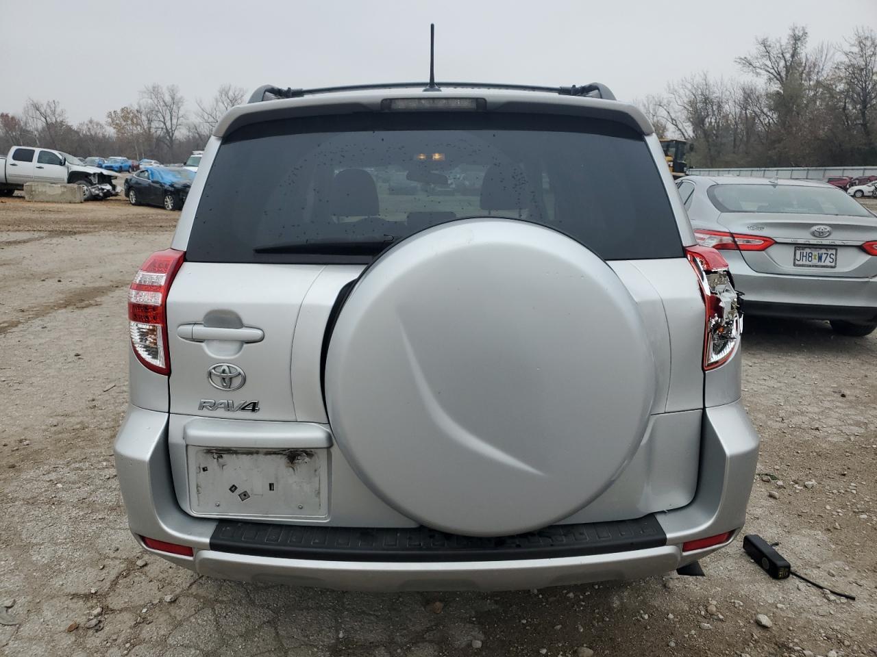 2011 TOYOTA RAV4