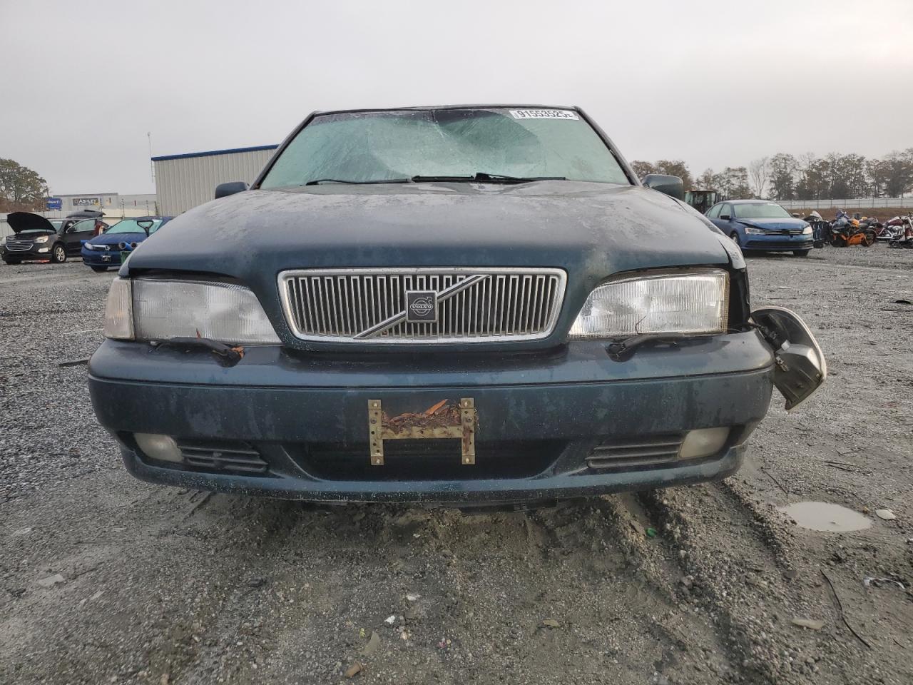 1998 VOLVO S70