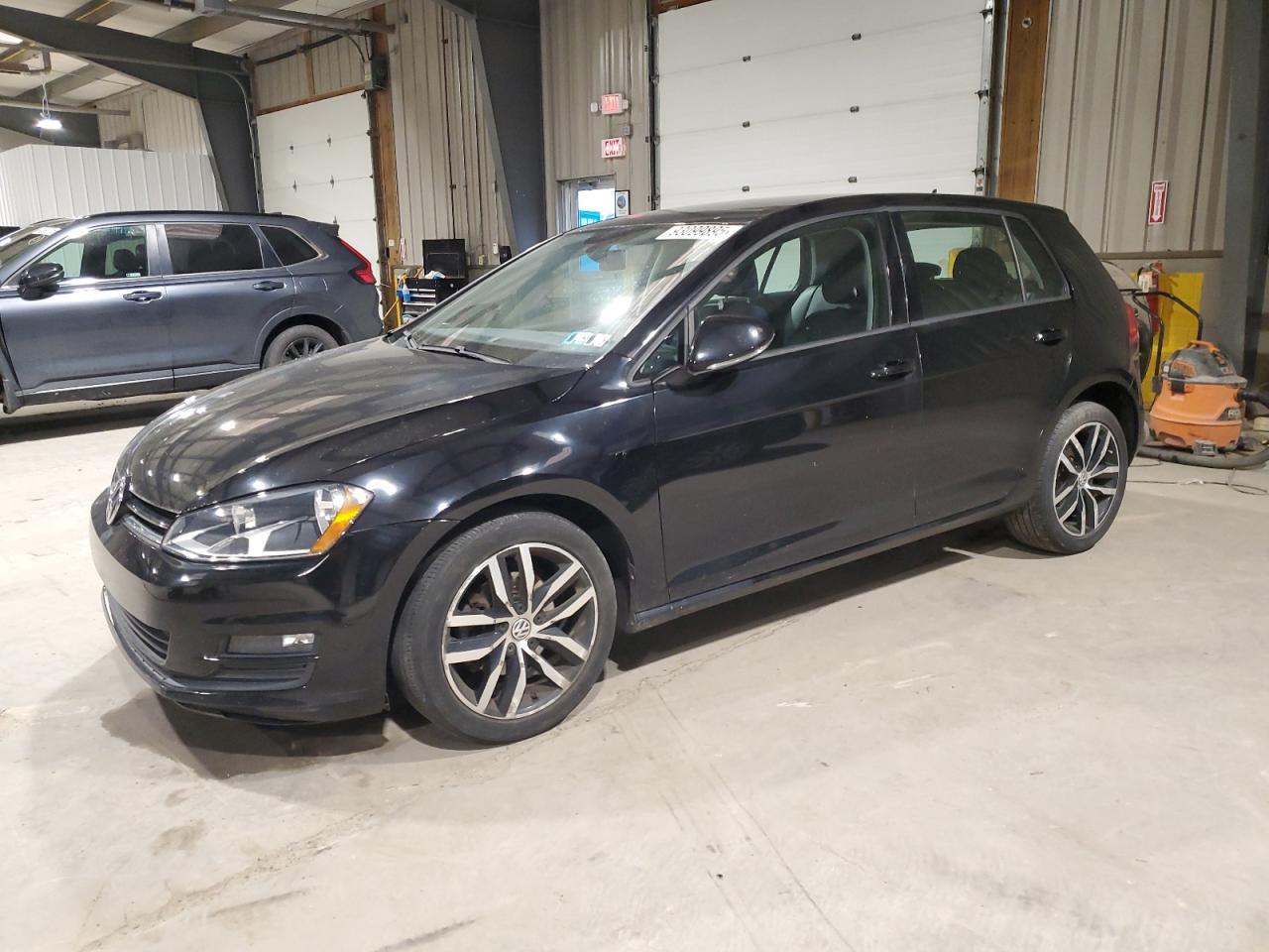 2015 VOLKSWAGEN GOLF