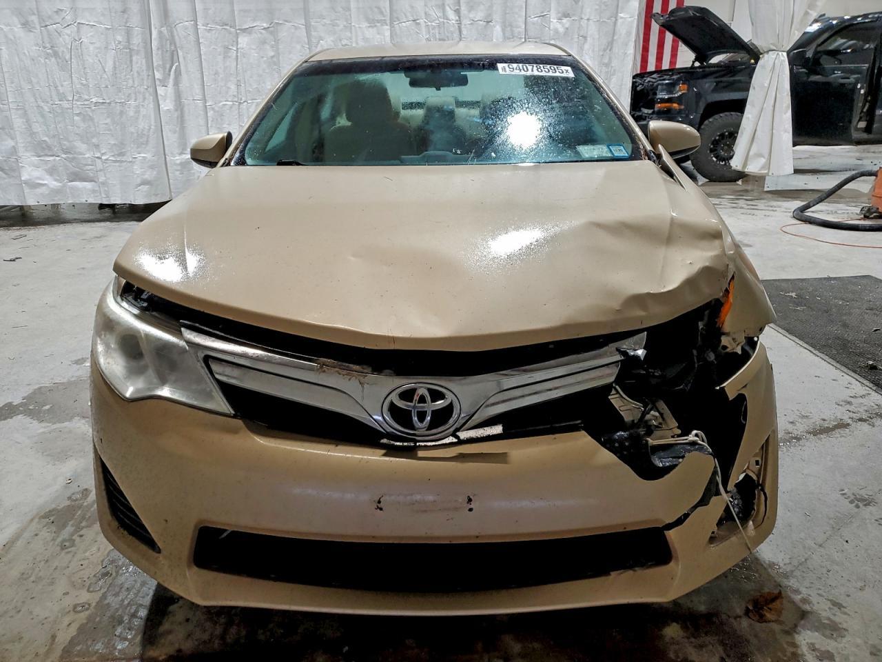 2012 TOYOTA CAMRY