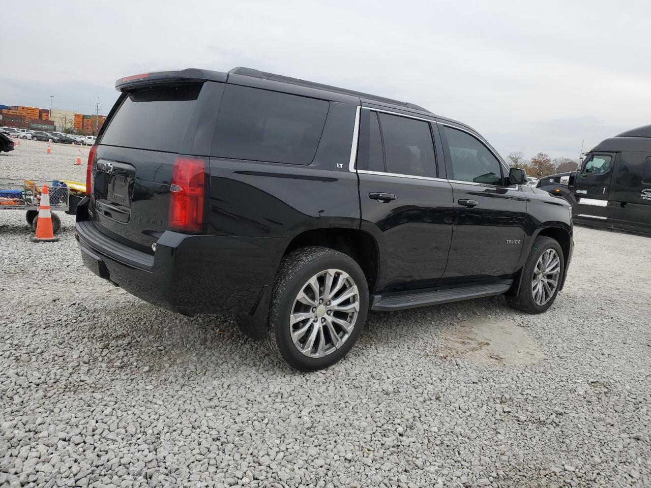 2016 CHEVROLET Tahoe