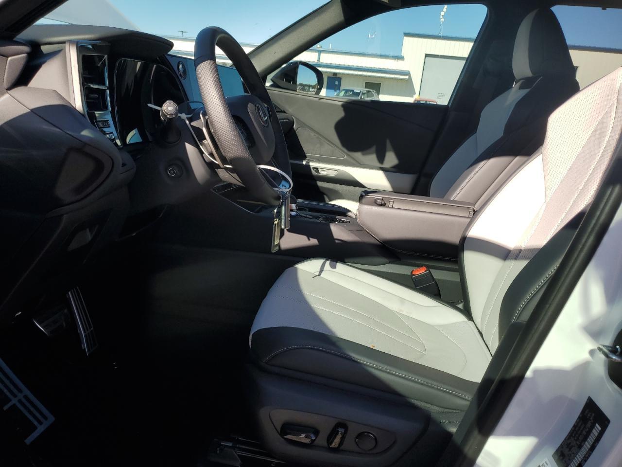 2025 LEXUS TX 500H