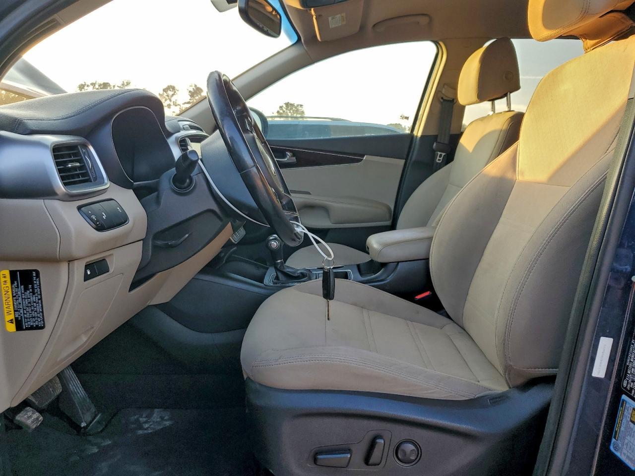 2017 KIA SORENTO