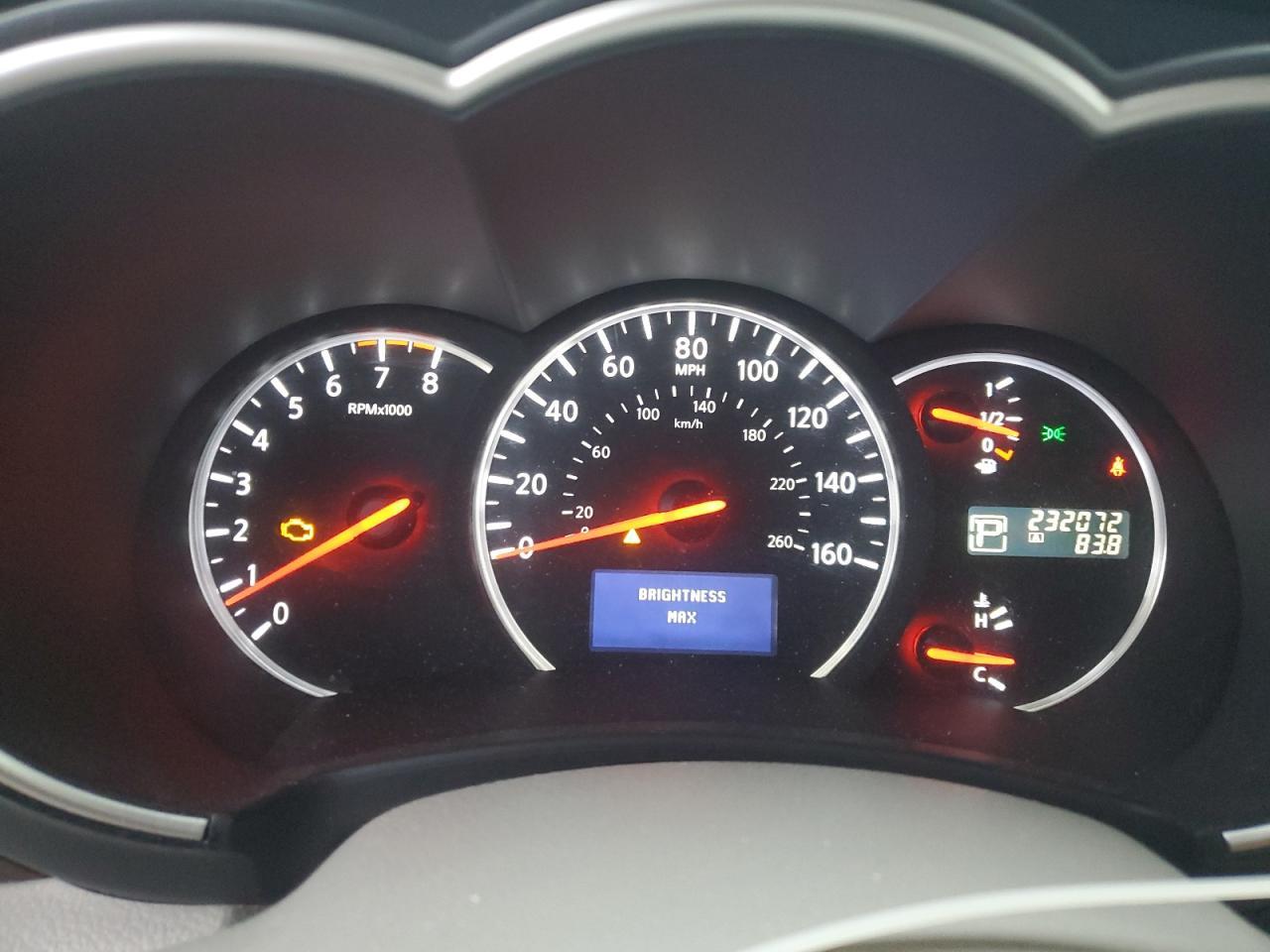 2015 NISSAN Quest